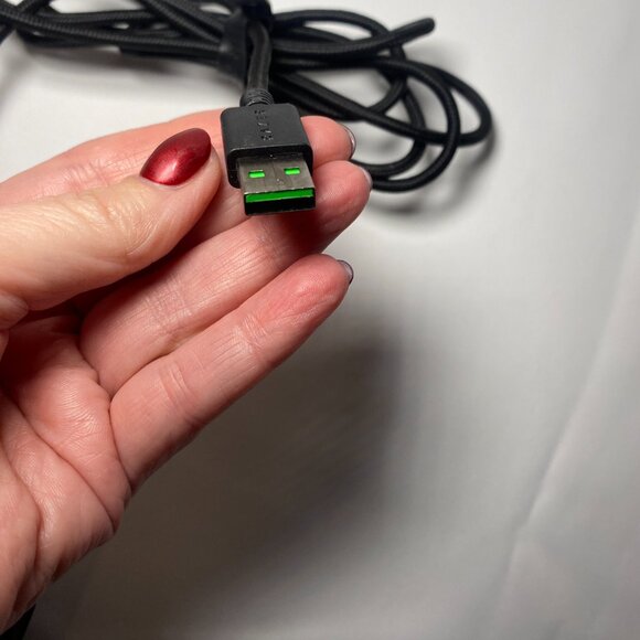 Razer Huntsman V2 Clicky Optical Switch RZ03-0393 Gaming Keyboard Backlit EUC - Picture 7 of 7